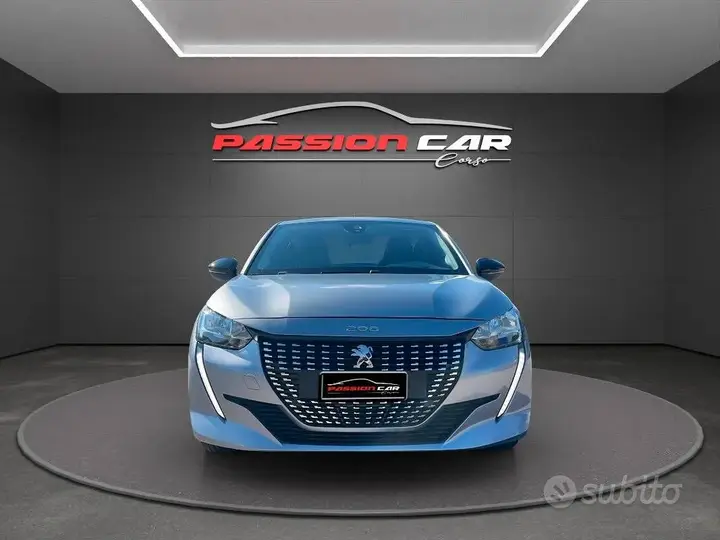 Peugeot 208 2022 photo 2