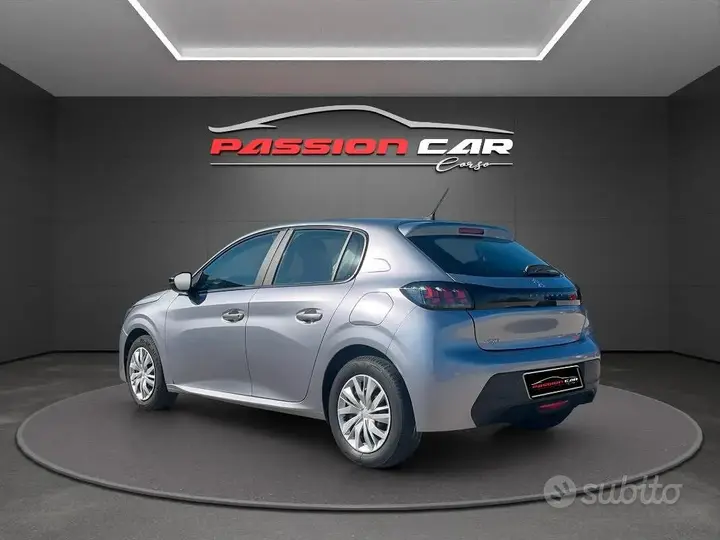 Peugeot 208 2022 photo 5