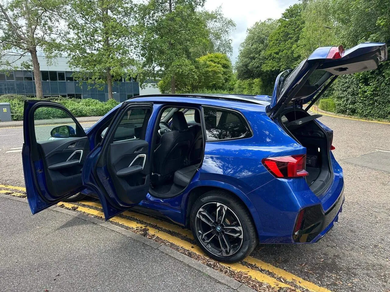 BMW Ix 2024 photo 4
