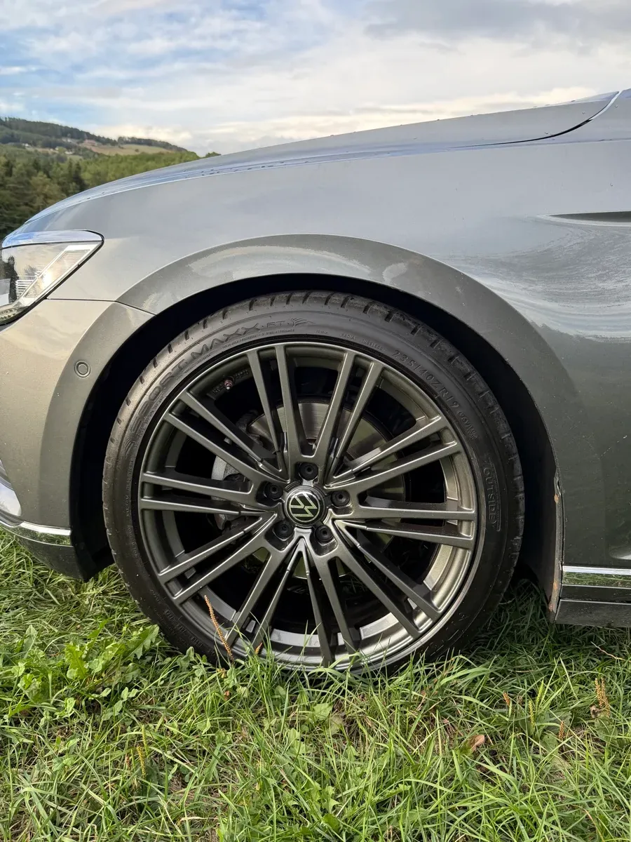 Volkswagen Passat 2016 photo 3
