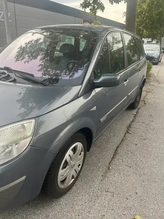 Renault Grand Scénic 2006 photo 2