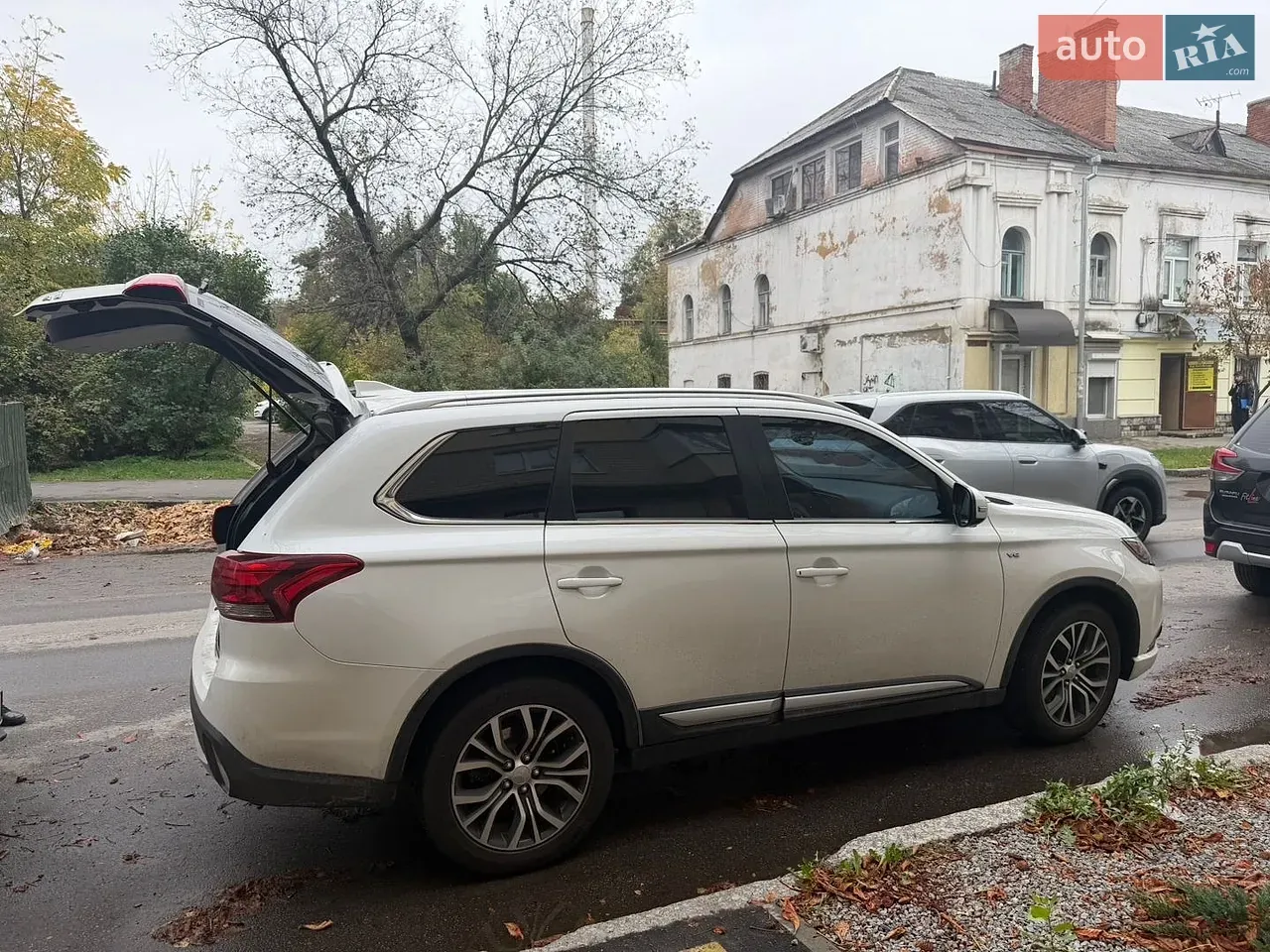 Mitsubishi Outlander 2017 photo 3