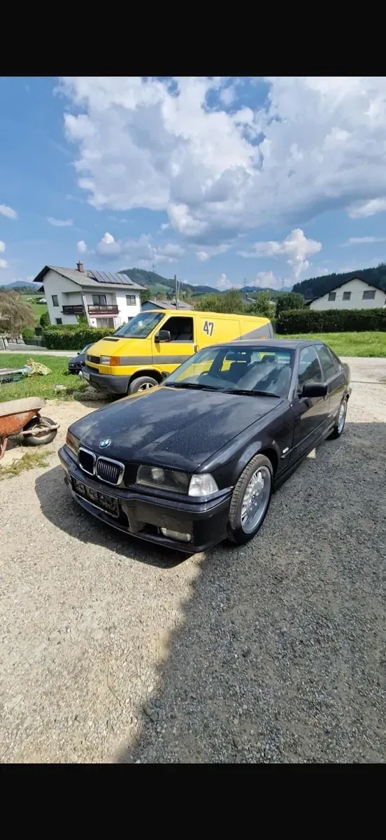 BMW 3 Series 1997 photo 2