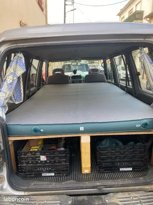 Mitsubishi Pajero 1999 photo 3