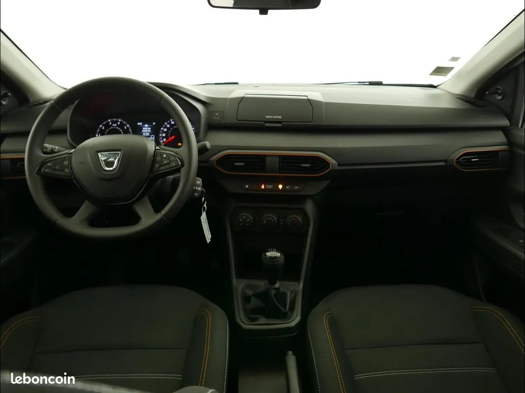 Dacia Sandero 2022 photo 3