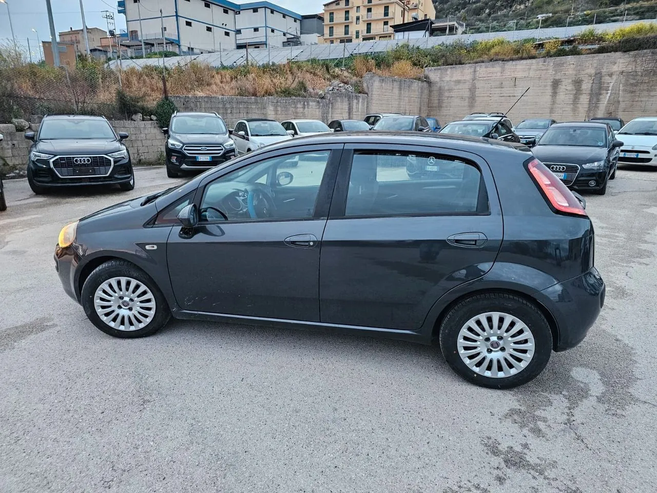 Fiat Punto Evo 2010 photo 4