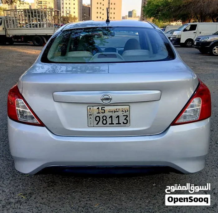 Nissan Sunny 2018 photo 2