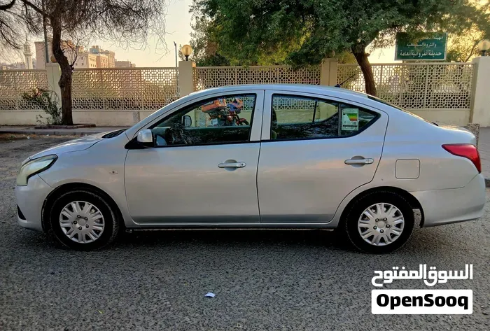Nissan Sunny 2018 photo 4