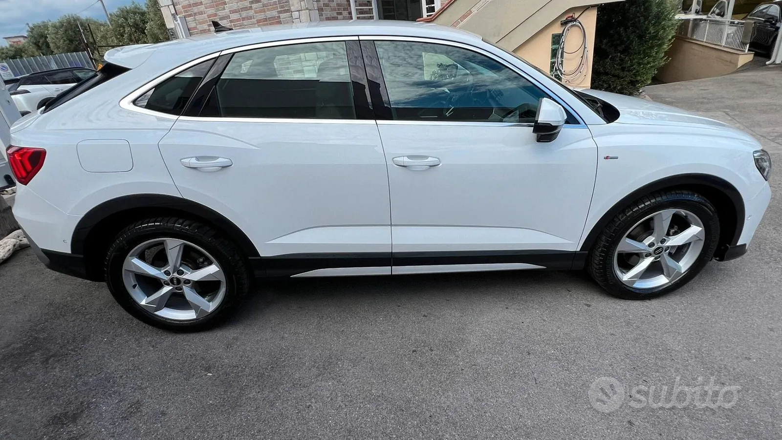 Audi Q3 2022 photo 5