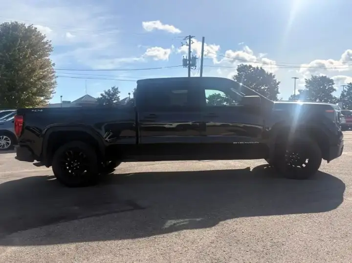 GMC Sierra 1500 2026 photo 3