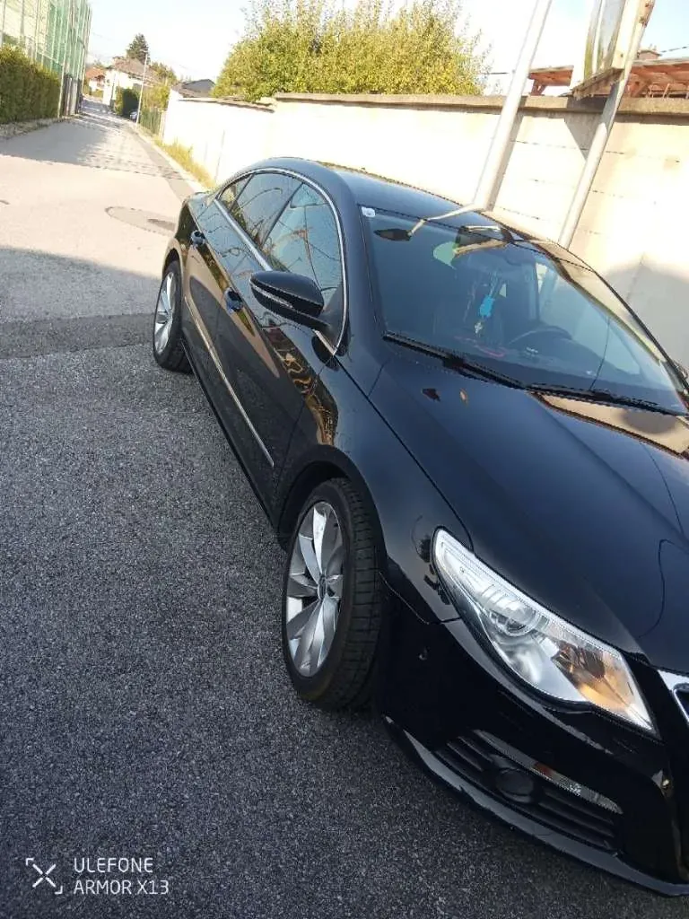 Volkswagen Passat Cc 2011 photo 2