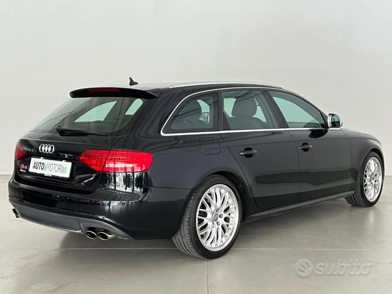 Audi S4 2009 photo 4