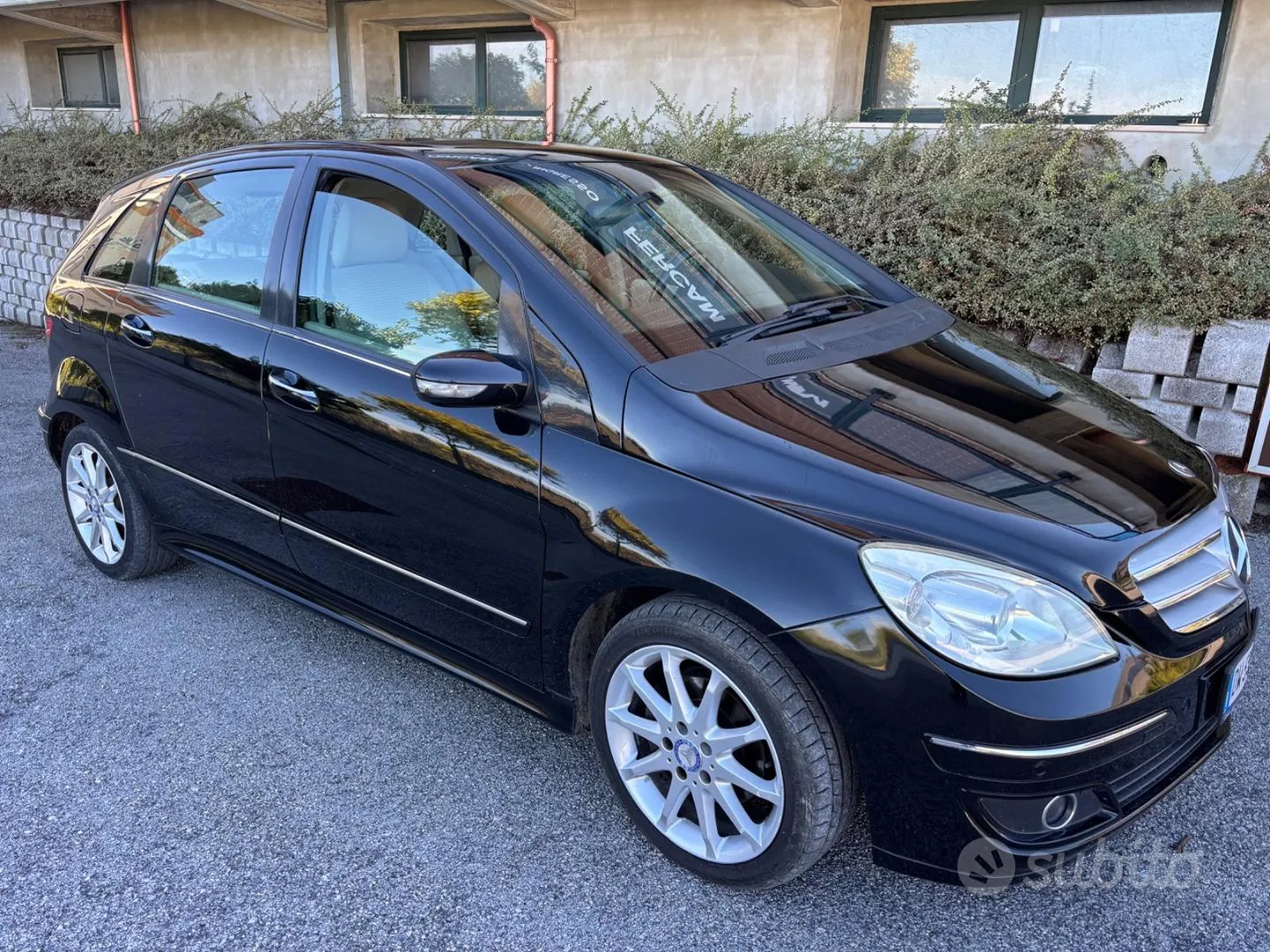 Mercedes-Benz B