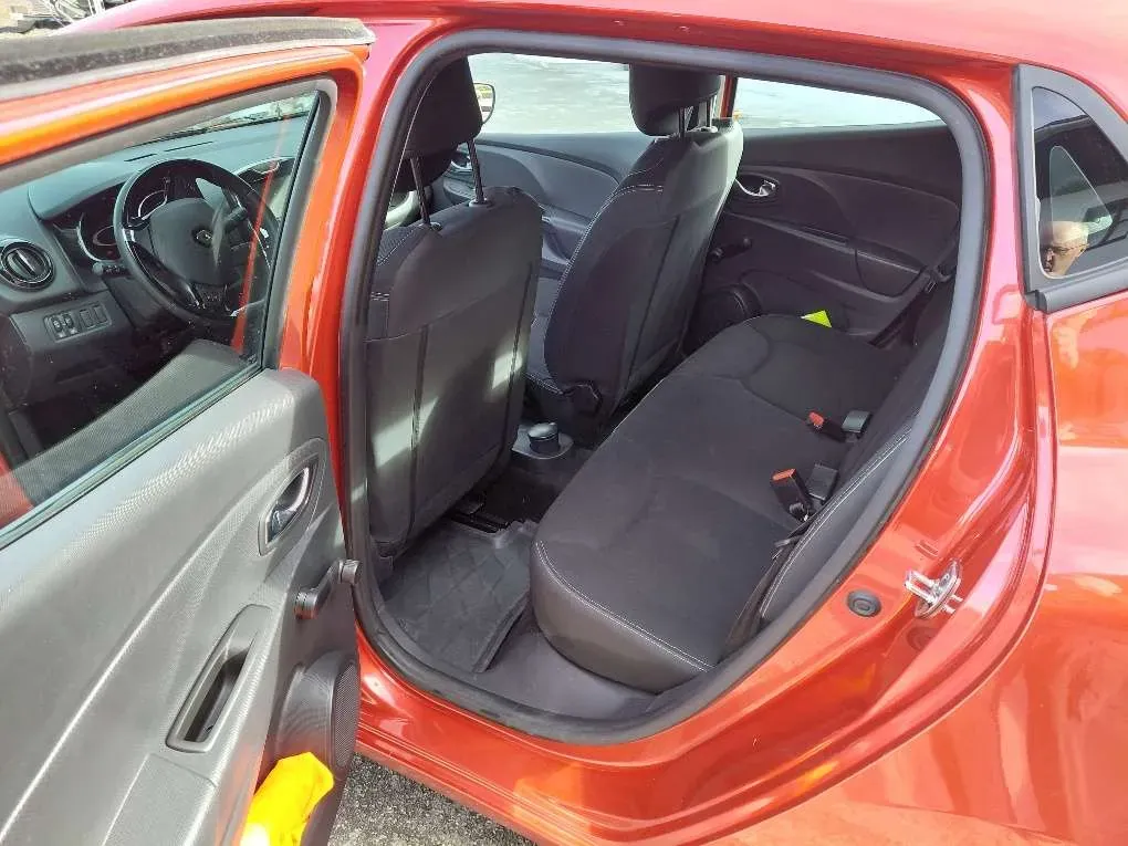 Renault Clio 2013 photo 3