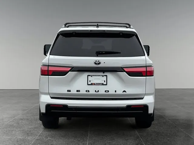 Toyota Sequoia 2024 photo 5