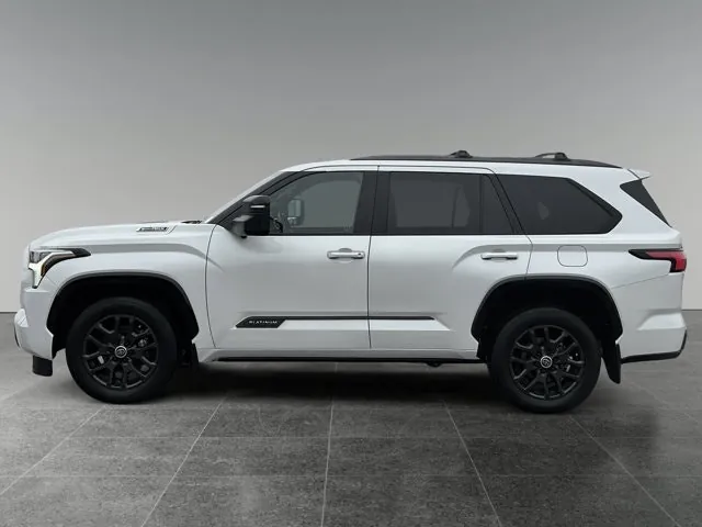 Toyota Sequoia 2024 photo 2