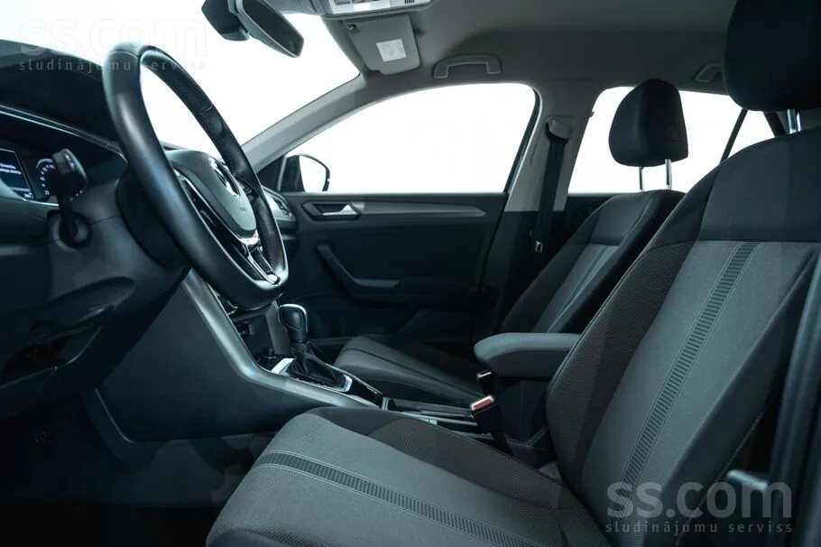 Volkswagen T-Roc 2020 photo 5