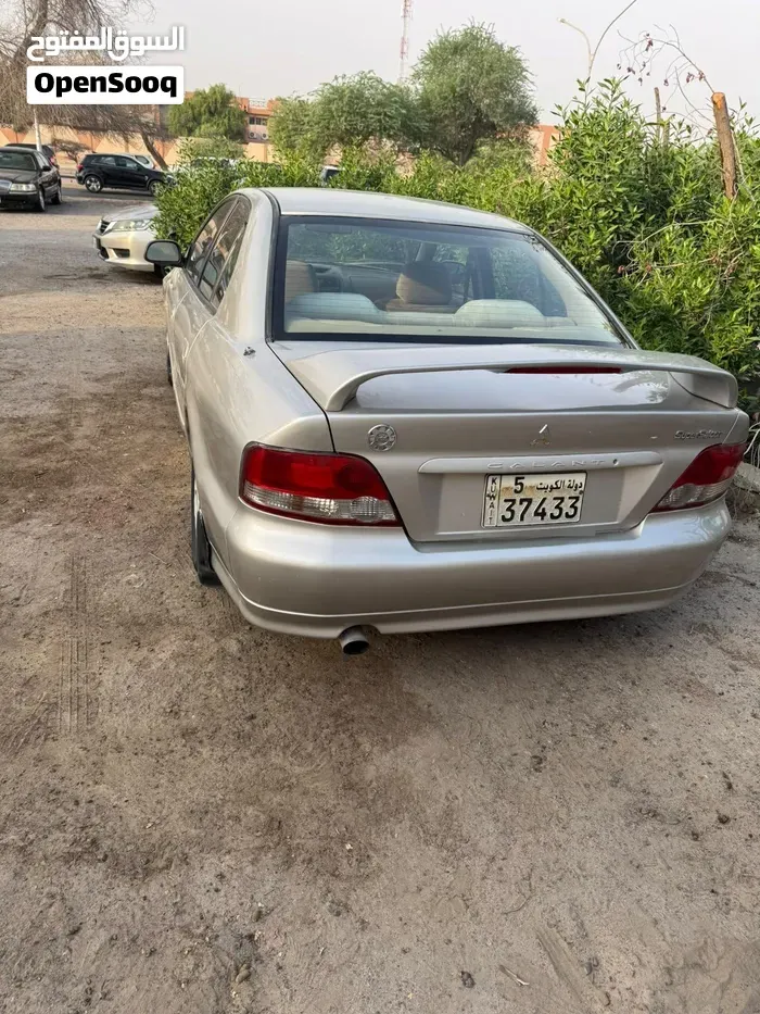 Mitsubishi Galant 2004 photo 3