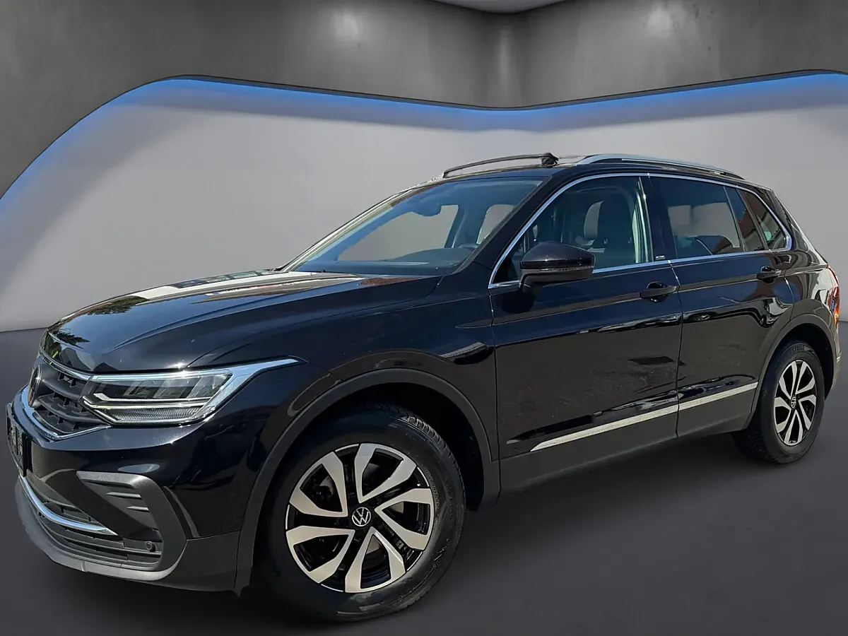 Volkswagen Tiguan 2022 photo 2