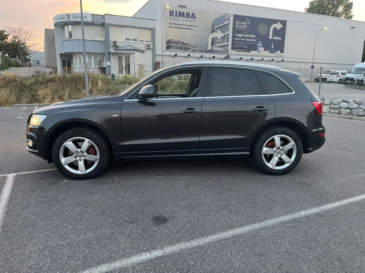 Audi Q5 2009 photo 2