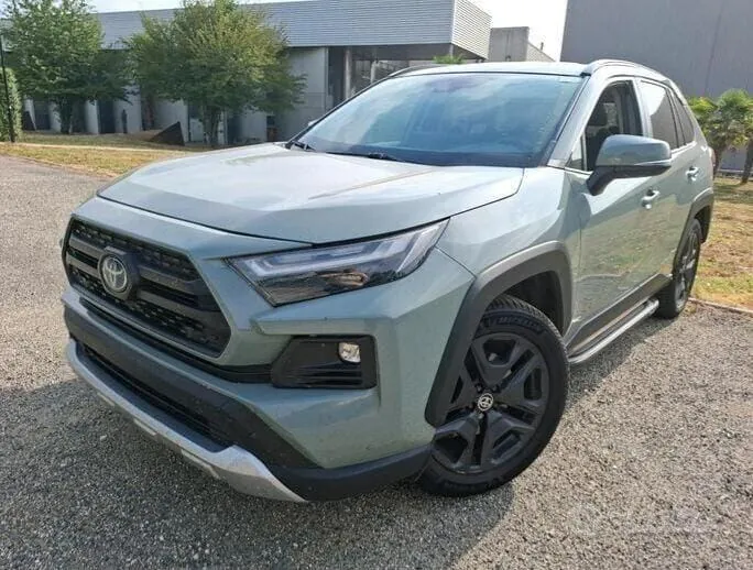 Toyota Rav4 2023 photo 2