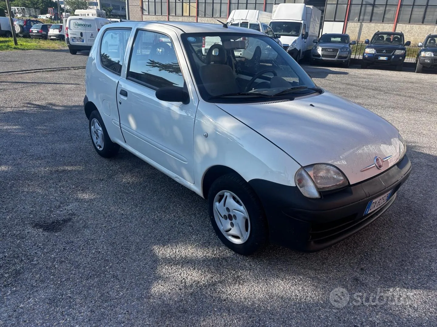Fiat 600 2009 photo 2