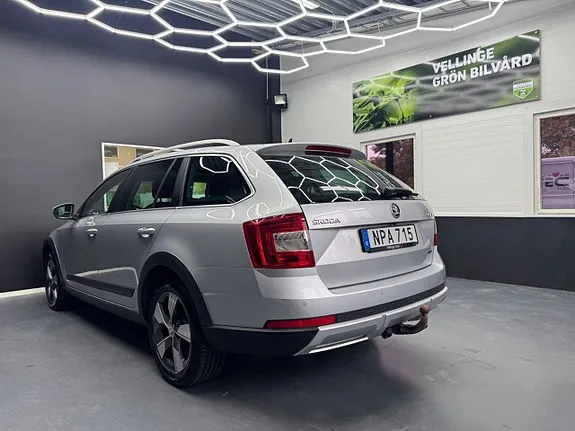 Skoda Octavia Scout 2015 photo 4
