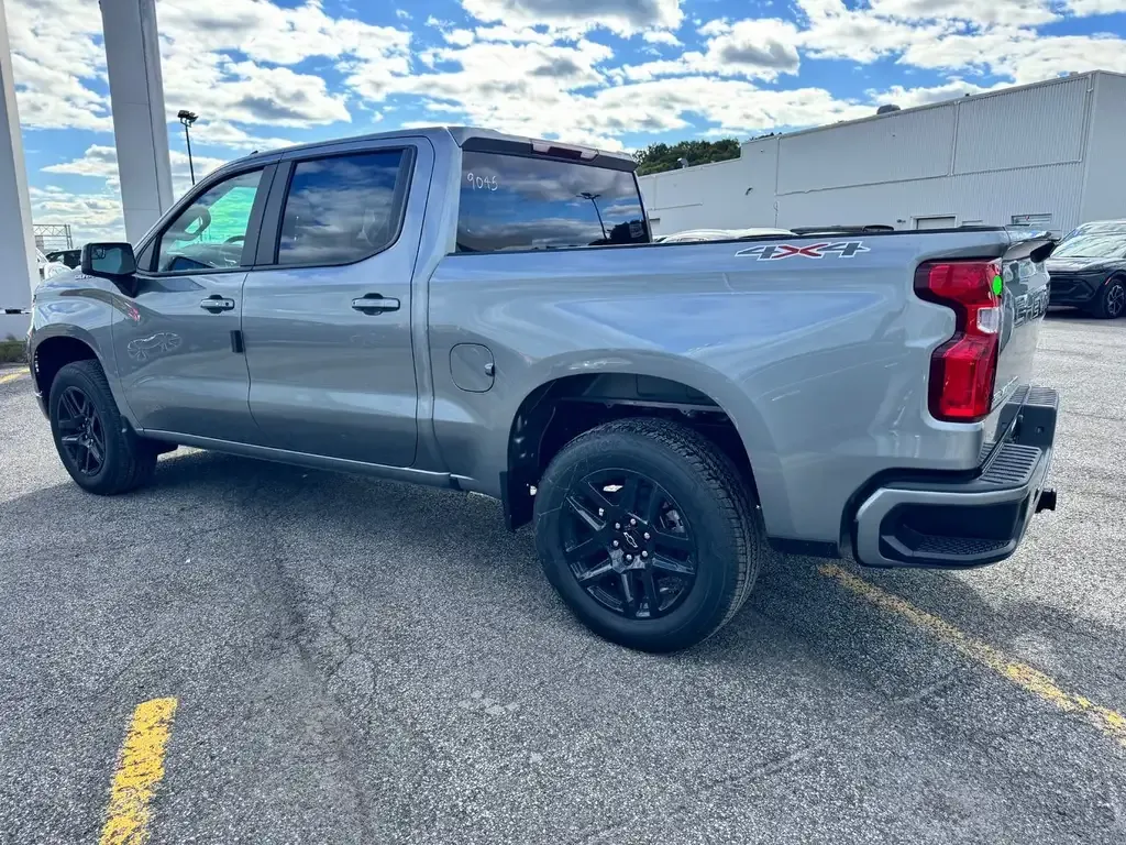 Chevrolet Silverado 1500 2026 photo 3