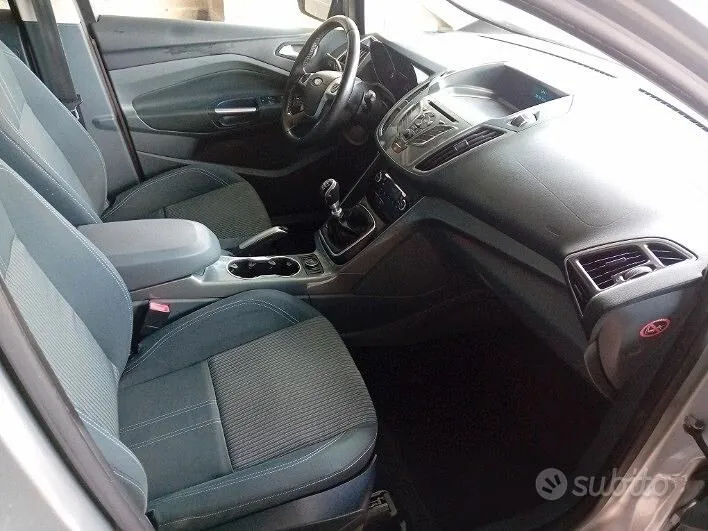 Ford C-Max 2013 photo 4
