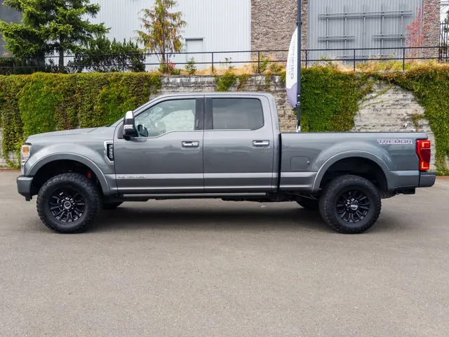 Ford Super Duty F-350 2022 photo 2
