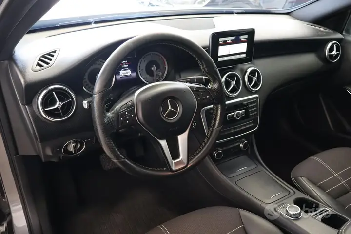 Mercedes-Benz A 180 2014 photo 5