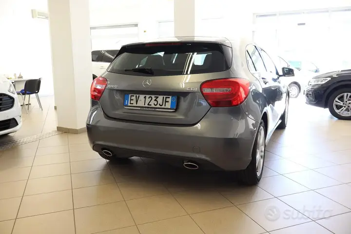 Mercedes-Benz A 180 2014 photo 3