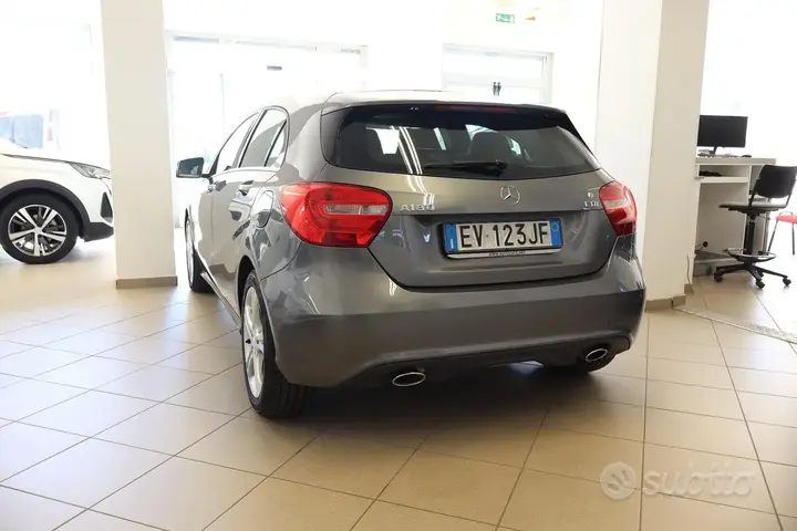 Mercedes-Benz A 180 2014 photo 4