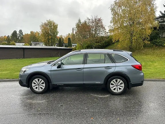 Subaru Outback 2015 photo 2