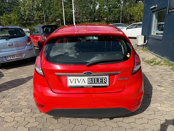 Ford Fiesta 2014 photo 4