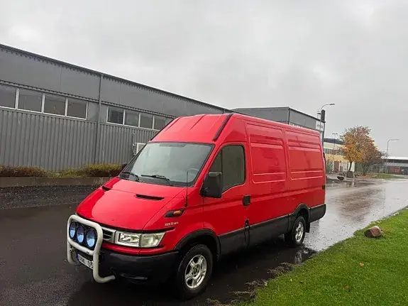 Iveco Daily 2006 photo 2