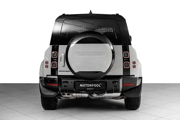 Land Rover Defender 110 2026 photo 5