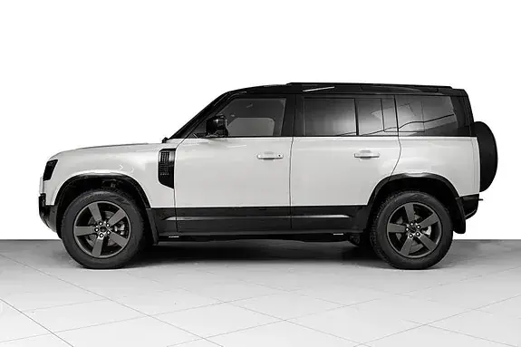Land Rover Defender 110 2026 photo 2