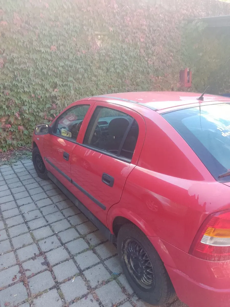 Opel Astra 2002 photo 2