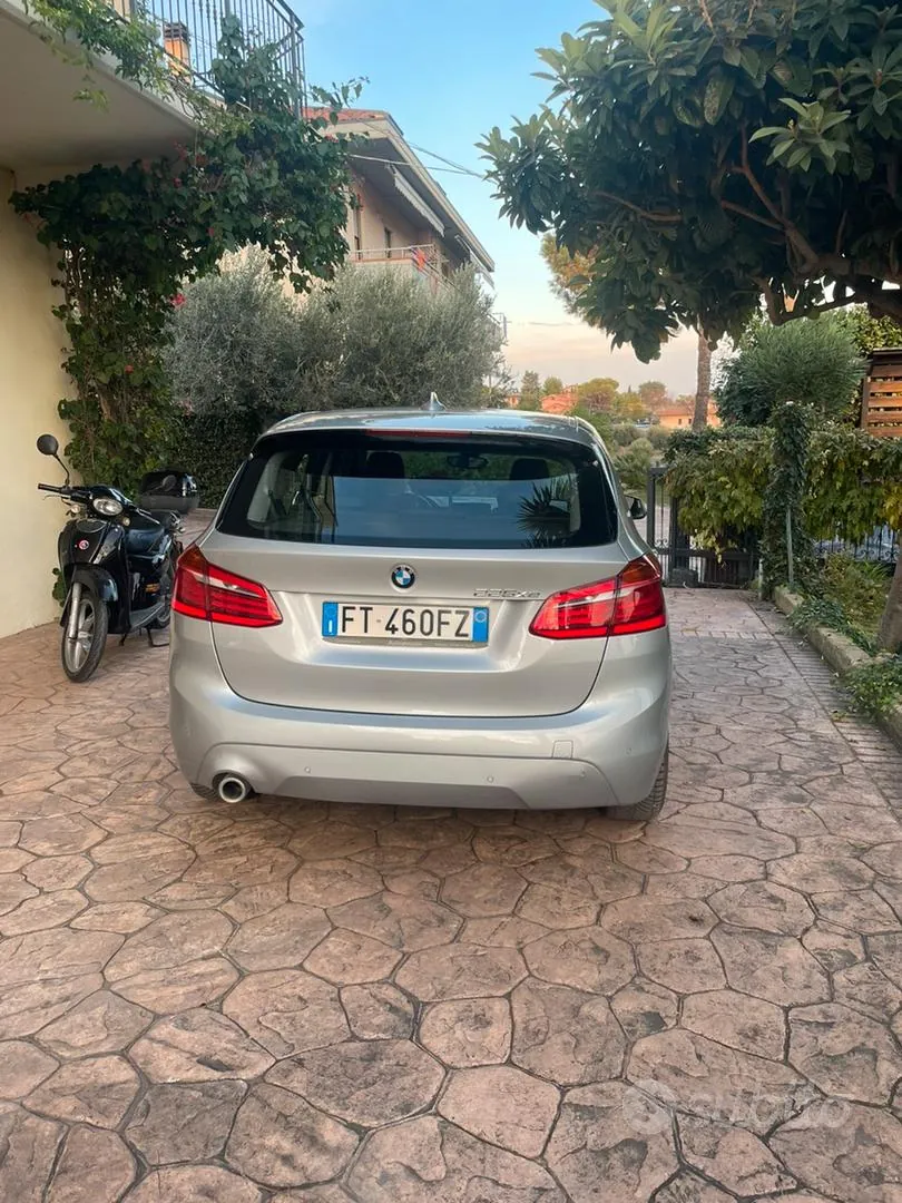 BMW 225Xe 2018 photo 2