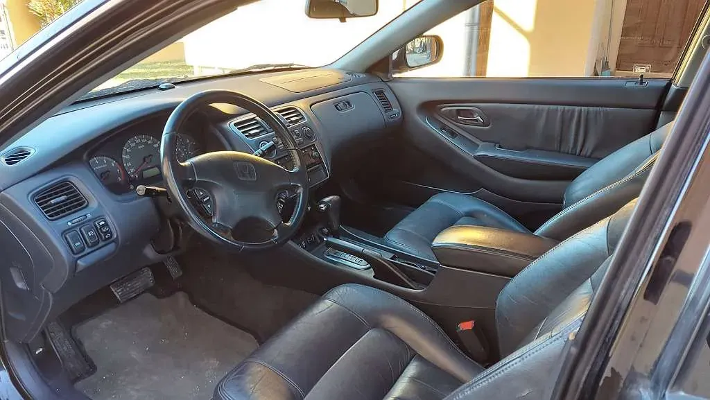Honda Accord 2002 photo 3