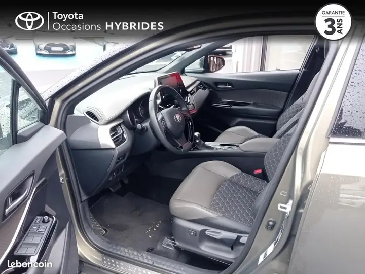 Toyota C-Hr 2021 photo 3