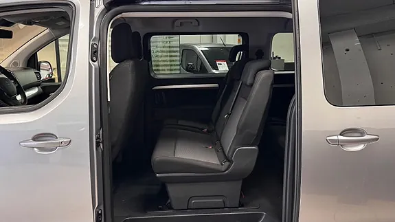 Peugeot E-Traveller 2022 photo 5