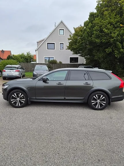 Volvo V90 Cross Country 2019 photo 4