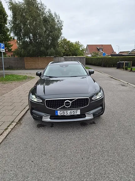 Volvo V90 Cross Country