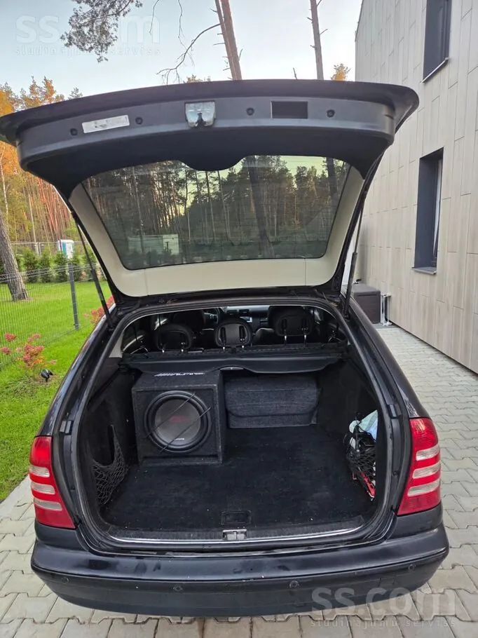 Mercedes-Benz C220 2007 photo 5