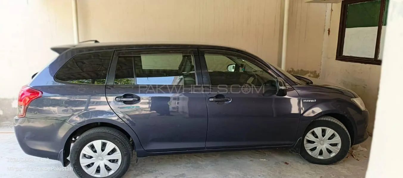 Toyota Corolla Fielder