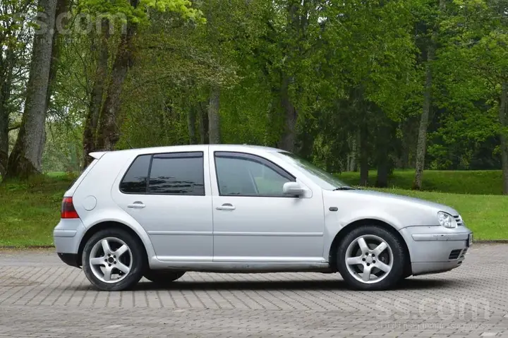 Volkswagen Golf 4 1998 photo 3