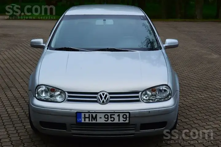 Volkswagen Golf 4 1998 photo 2