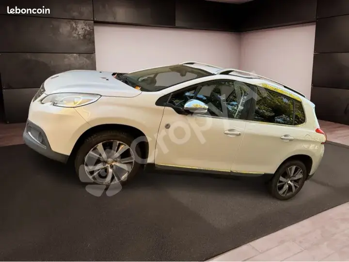 Peugeot 2008 2015 photo 5